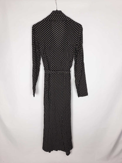 MASSIMO DUTTI. Vestido largo negro con topos color beige T.36