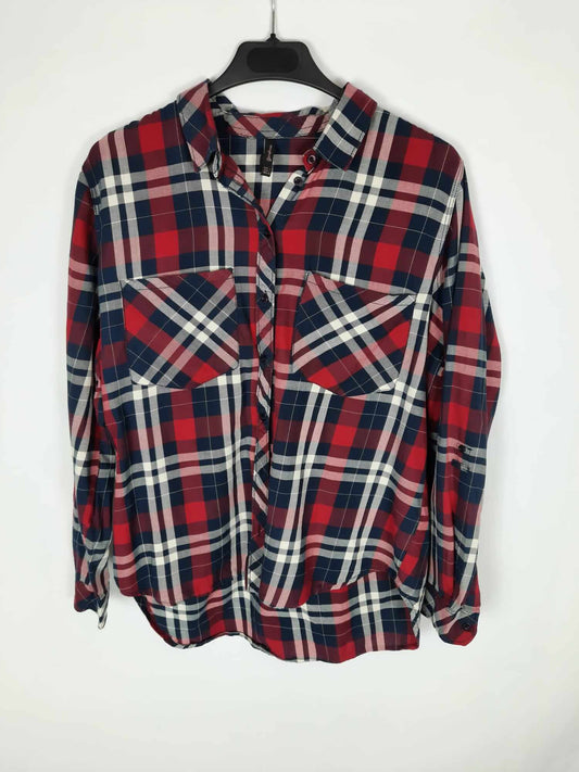 STRADIVARIUS. Camisa de cuadros rojos T. l