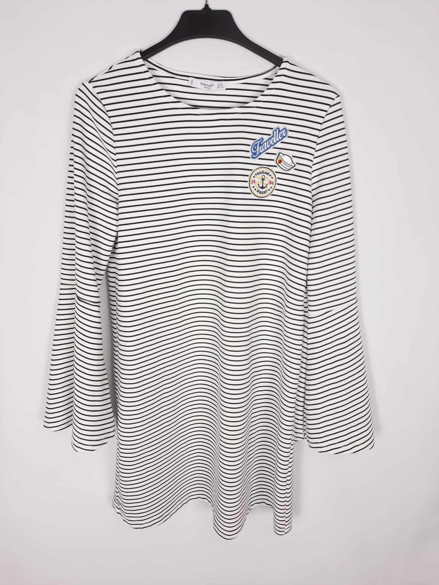 MARKETMANGO. Striped dress with Ts patches