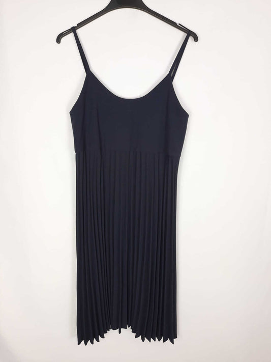 MANGO. Vestido corto azul  marino plisado T.s