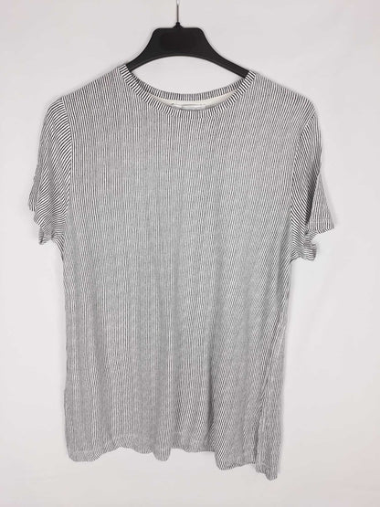 ZARA. Striped t-shirt with side slits Tm