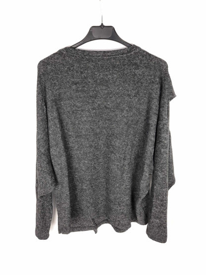 STRADIVARIUS. Jersey gris oscuro delantero volantes T.l