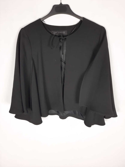 ZARA. Black flowing short jacket Tm