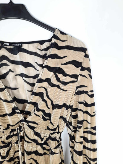 ZARA. Short animal print dress T. s