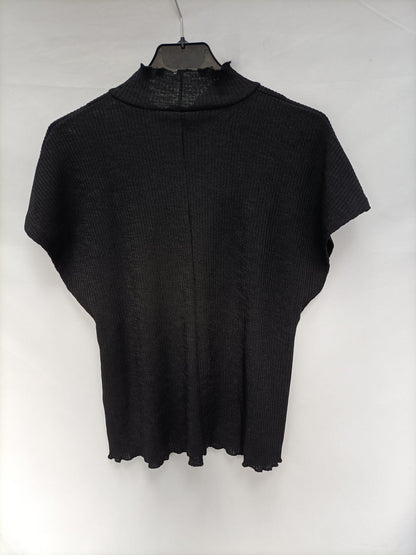 ZARA.Camiseta punto cuello perkins manga corta T.m