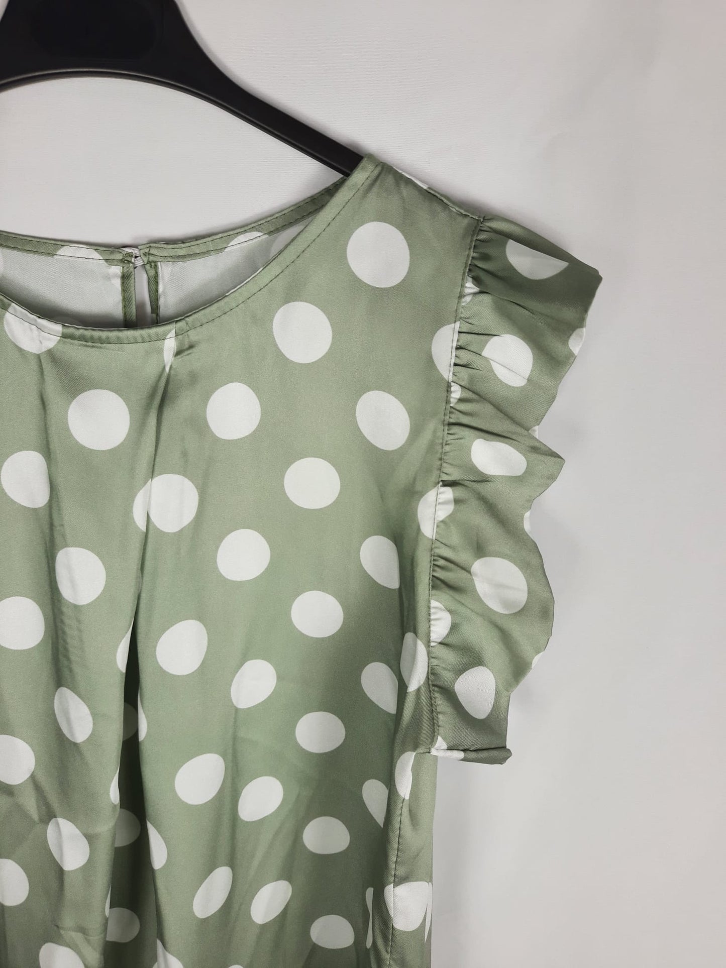 OTRAS.Blusa verde lunares T.s/m