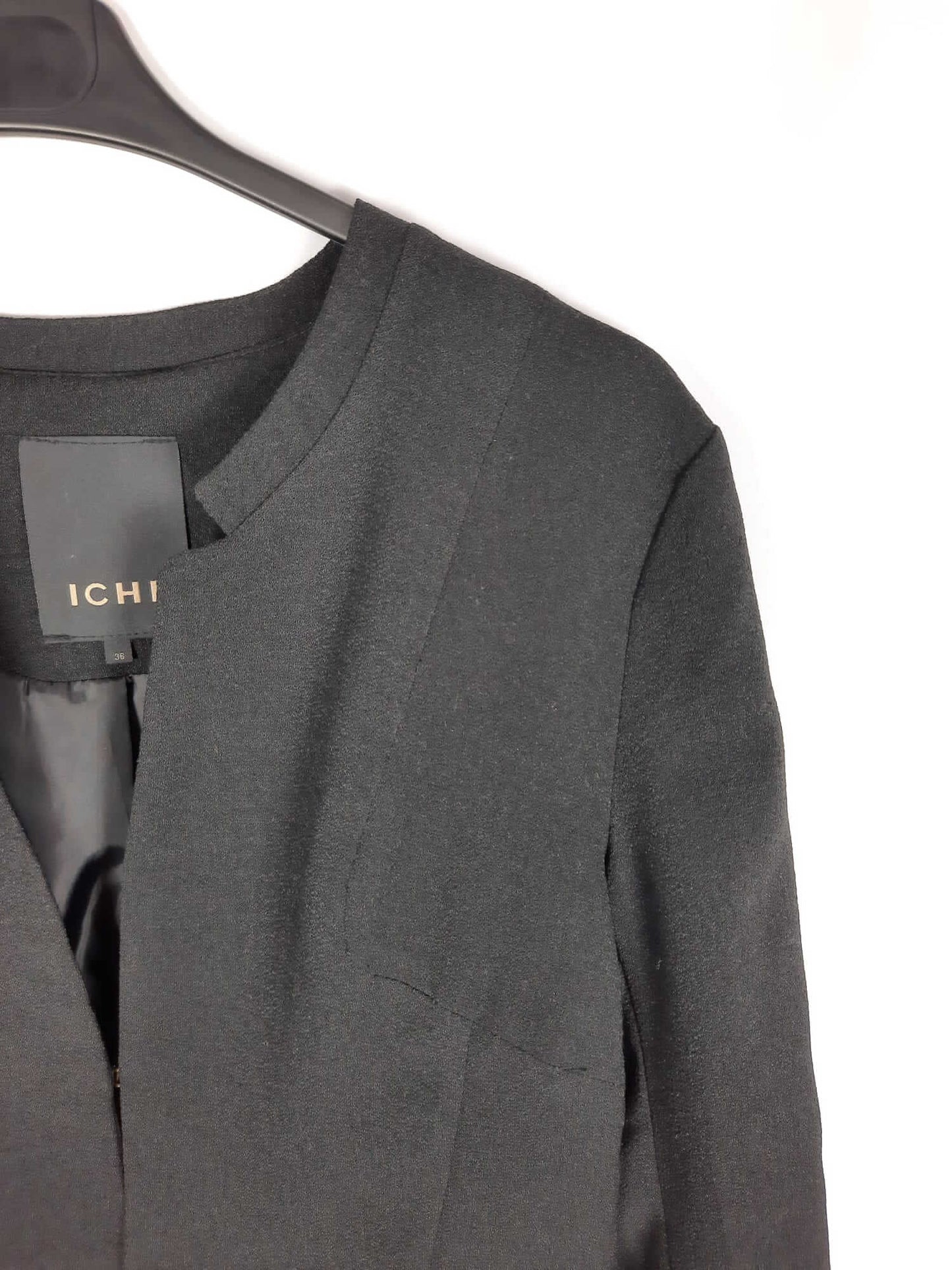 ICHI. Chaqueta negra T.36