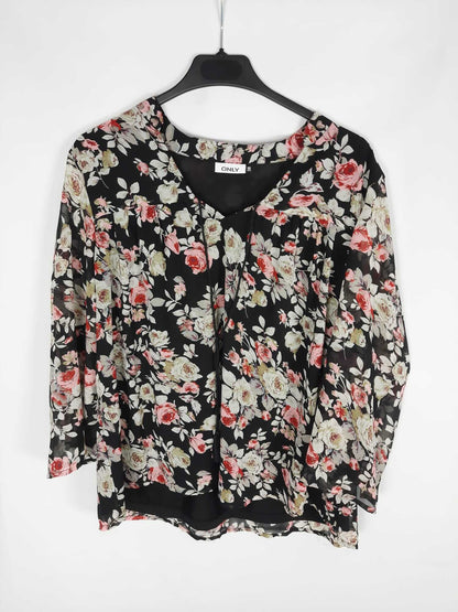 ONLY. Black floral print blouse T.38