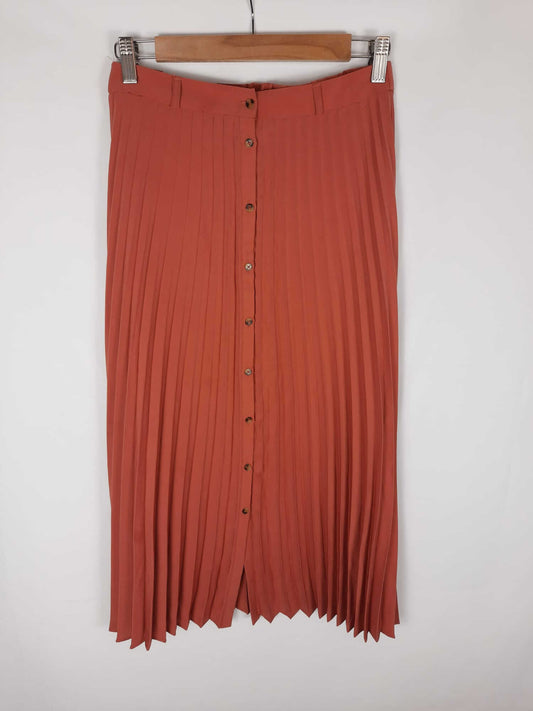 STRADIVARIUS. Falda midi color teja plisada T. m