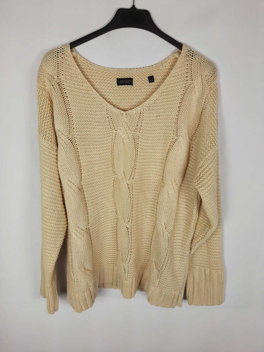 URBAN HAUS. Beige knitted sweater TS
