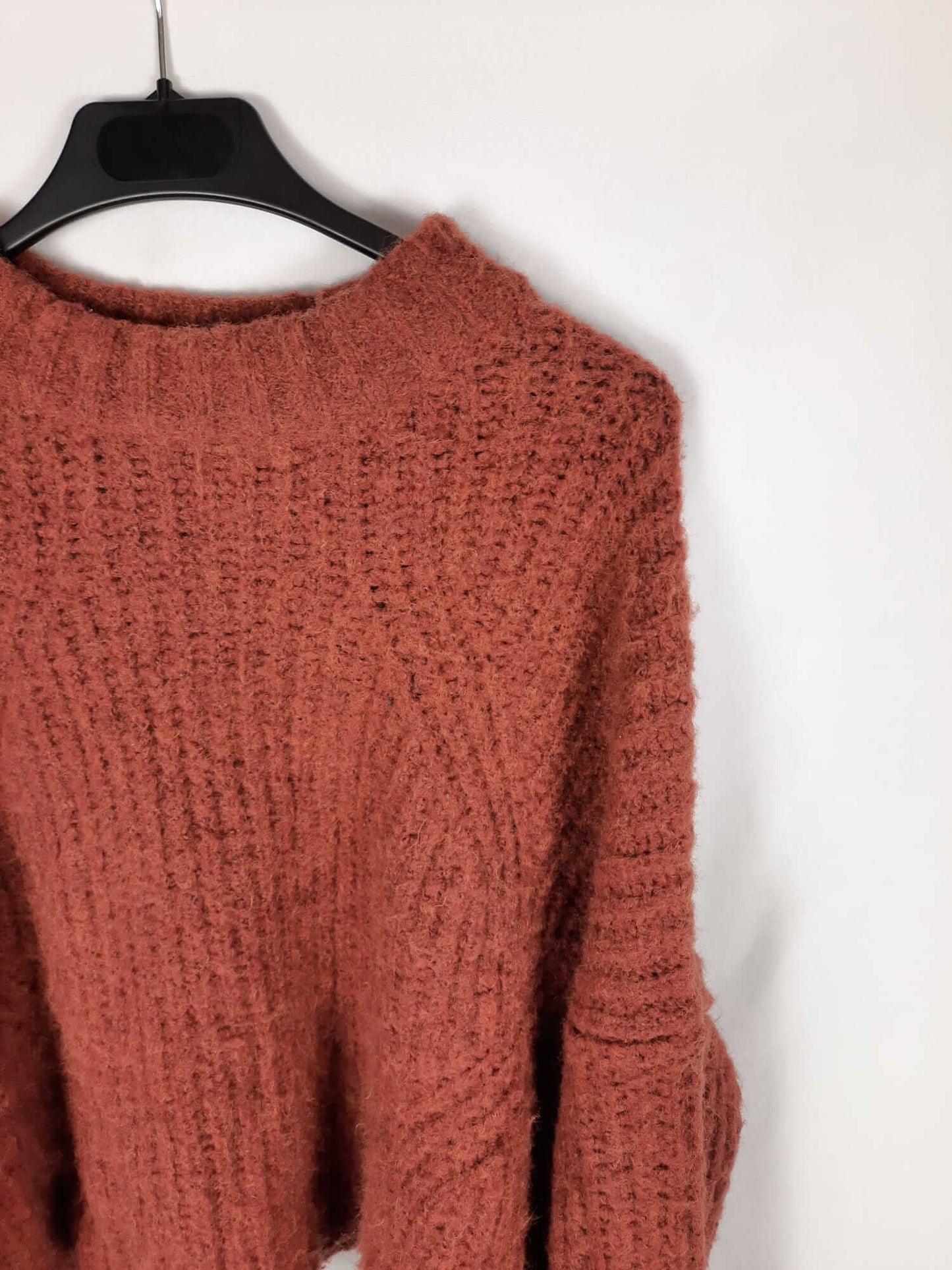 BERSHKA. Thick tile sweater TL