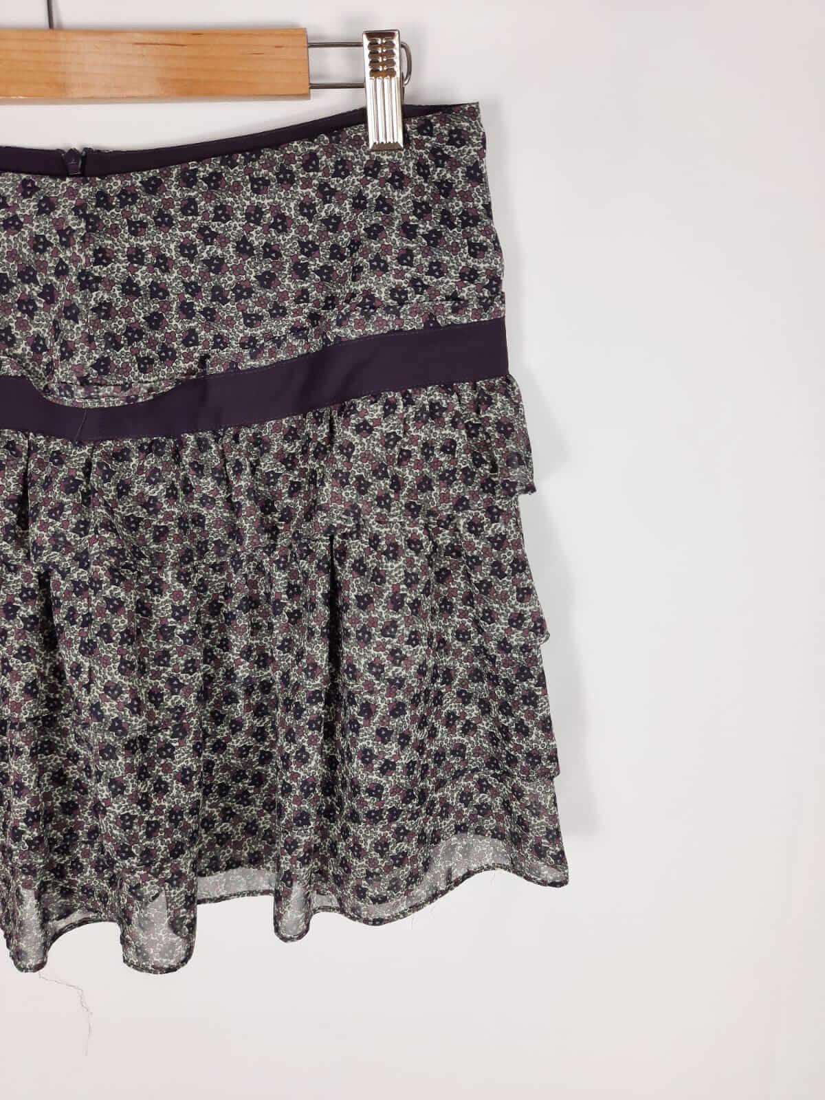 MANGO. Purple floral skirt size 38