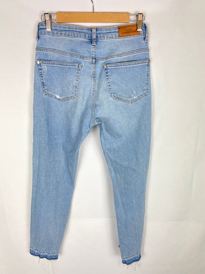 MANGO. Jeans vaqueros T.36
