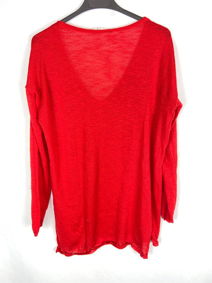 LEFTIES. fine red sweater T. l