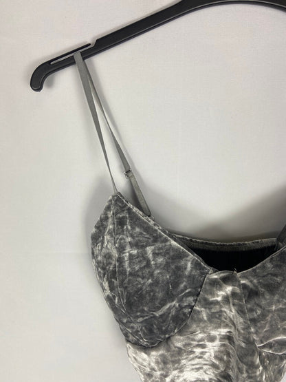 OTRAS. Croptop gris terciopelo T.U