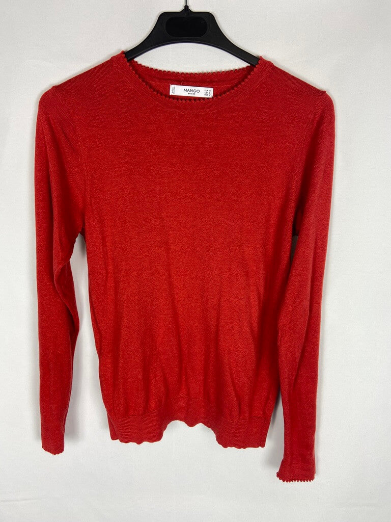 MANGO. Rust-colored sweater with details on the collar and cuffs.