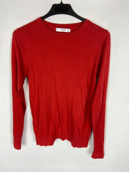 MANGO. Rust-colored sweater with details on the collar and cuffs.