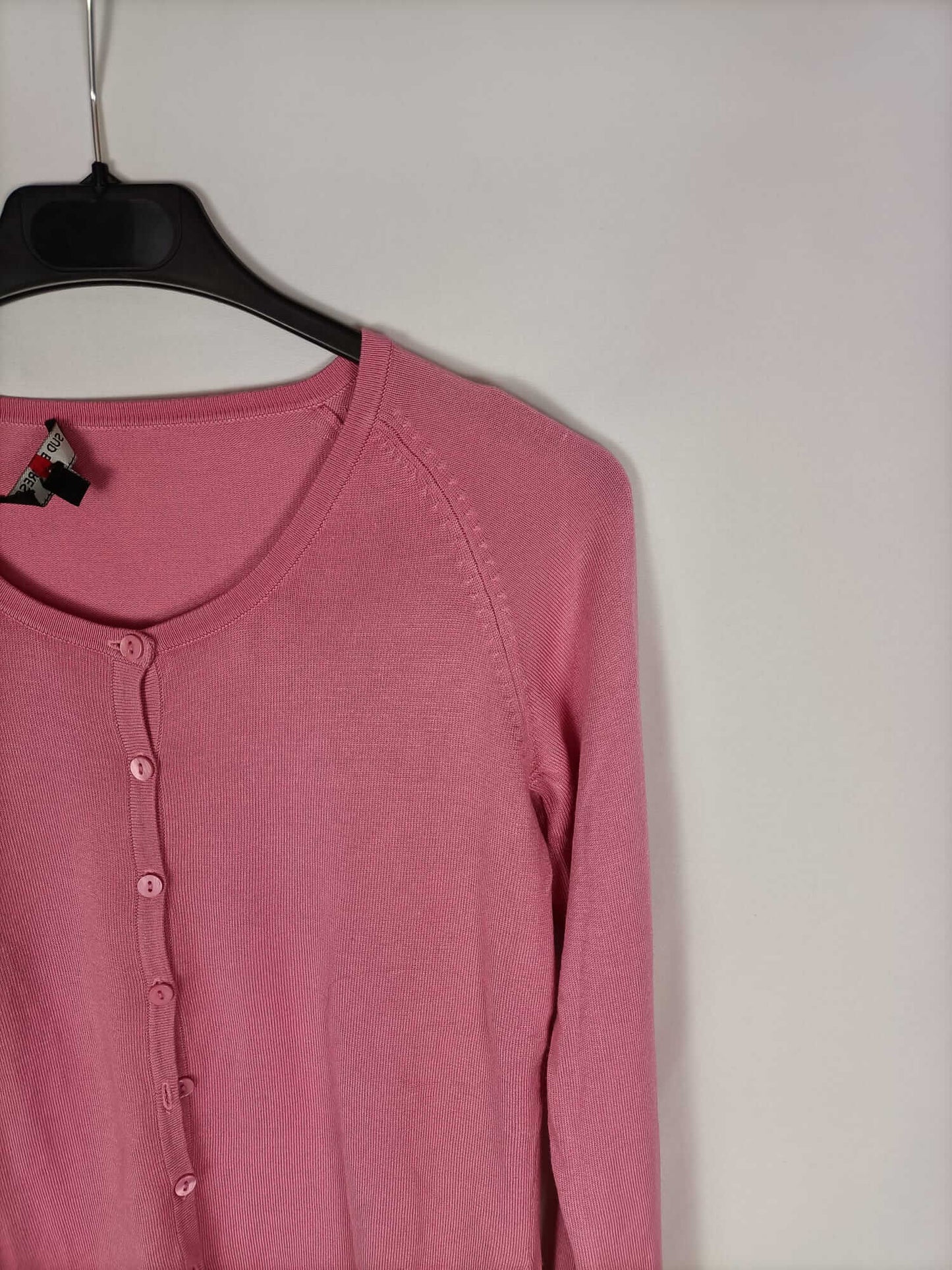 SUD EXPRESS. Pink button-down cardigan Tm