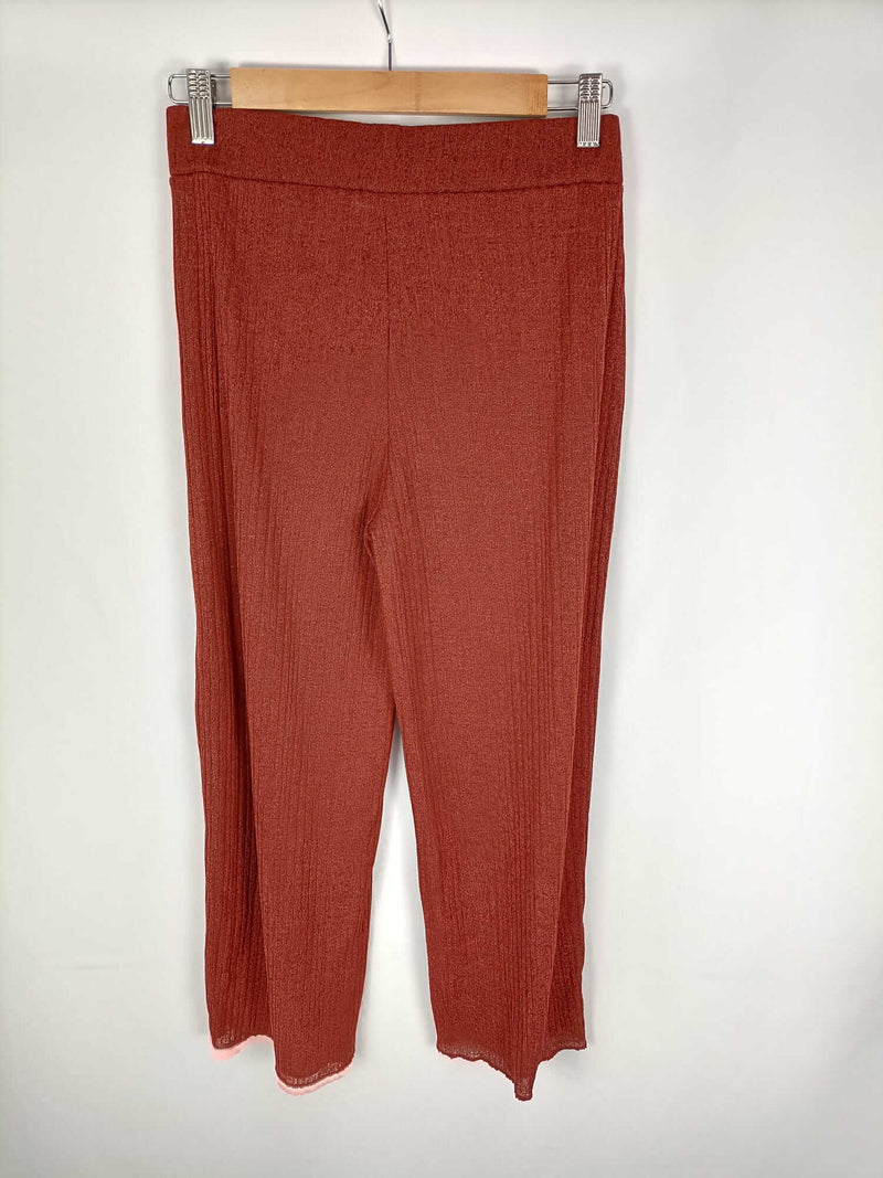 ZARA. Pantalones semitransparentes color teja T. s