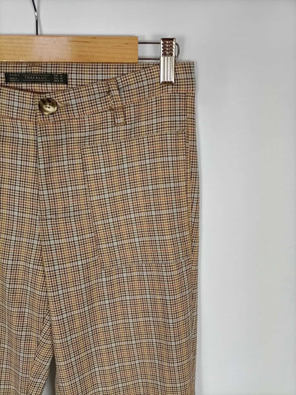 ZARA. Pantalon pata de gallo beige T. m
