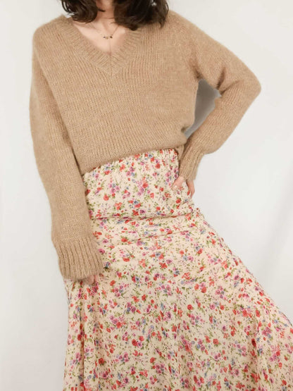 GIRL'S CLOTHING. Brown sweater, size 36