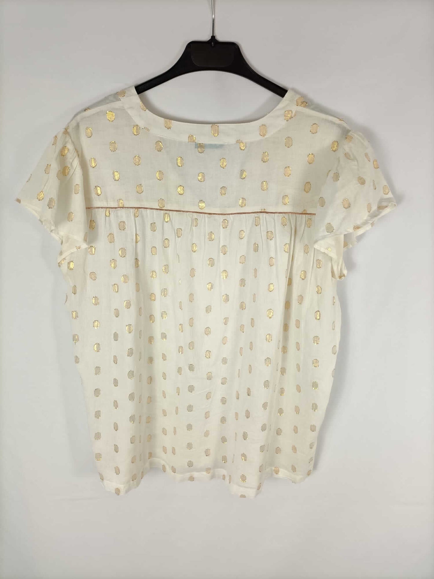 PINPON LILI. Blusa  beige con lunares dorados T. u