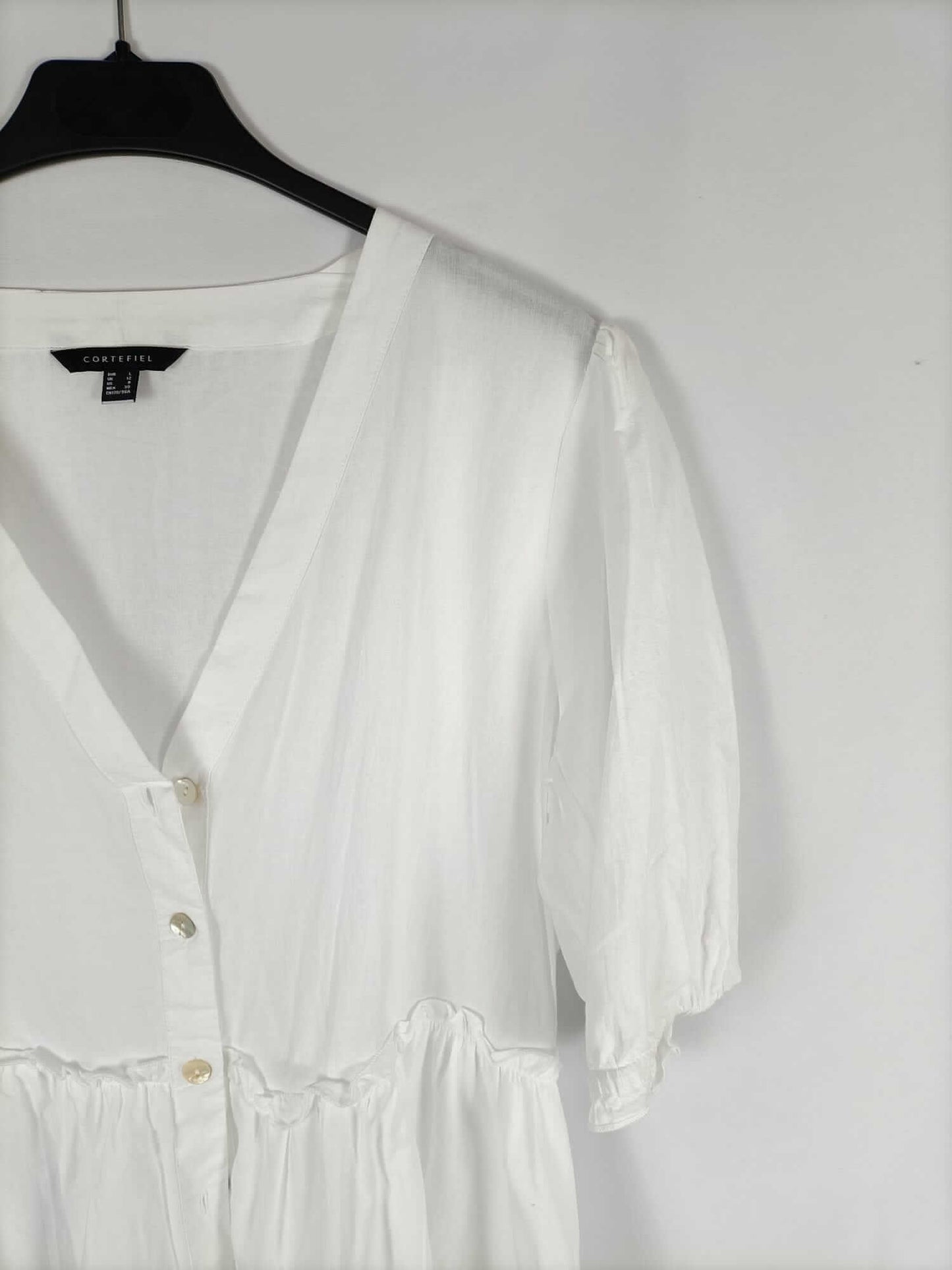 CORTEFIEL. Blusa blanca con bordado ingles T. l