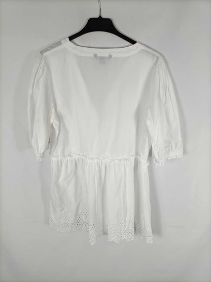 CORTEFIEL. Blusa blanca con bordado ingles T. l