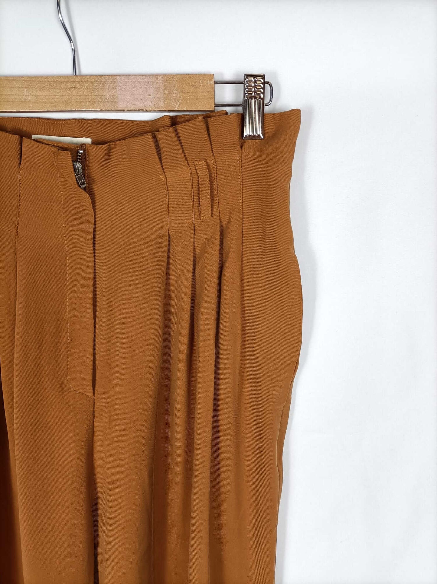 COOSY. SISTER. Tm fluid brown pants