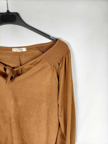 SPRINGFIELD. 3/4 sleeve suede top Ts