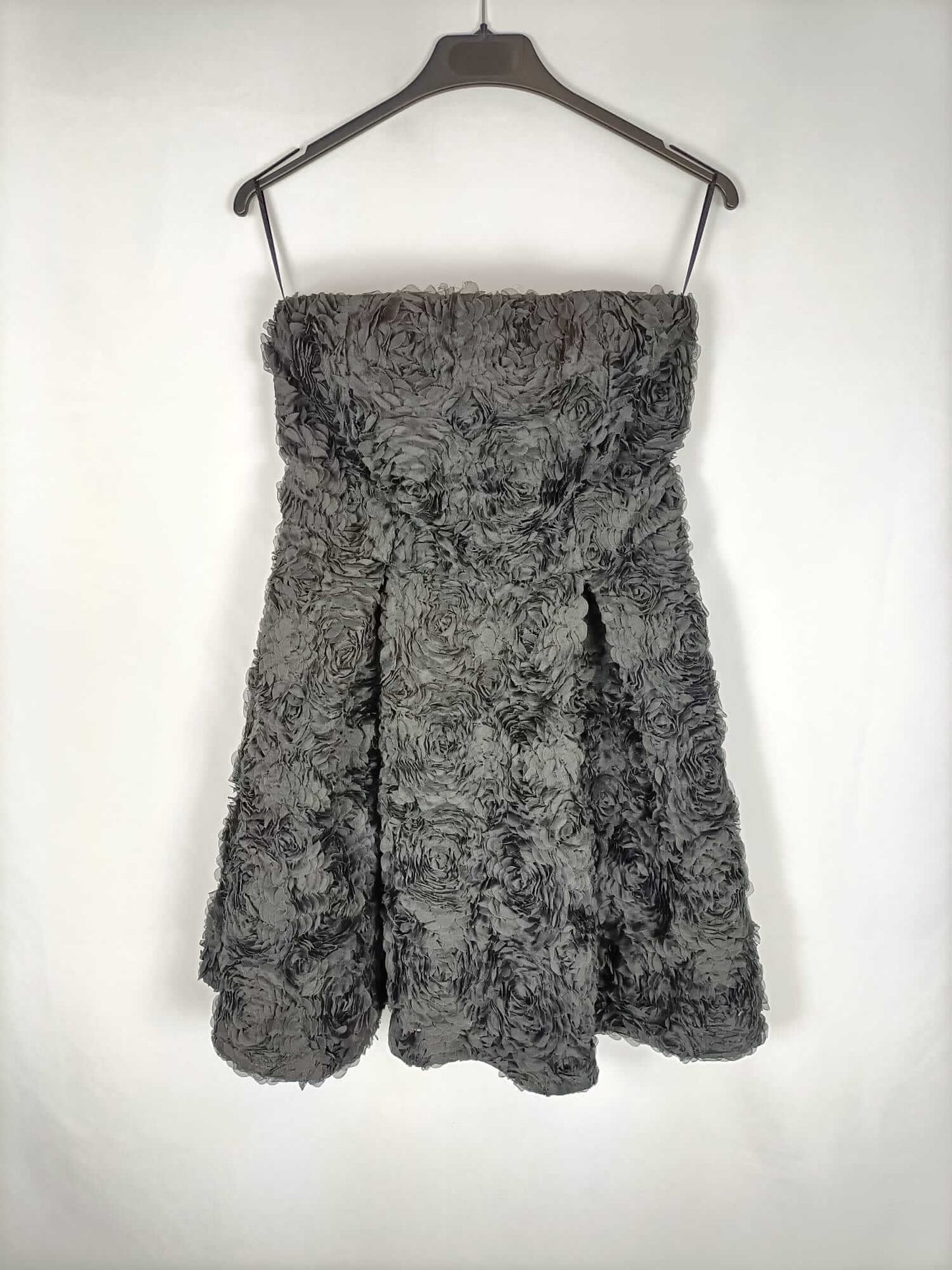 BLANCO.Vestido palabra de honor tejido dibujo flores T.m