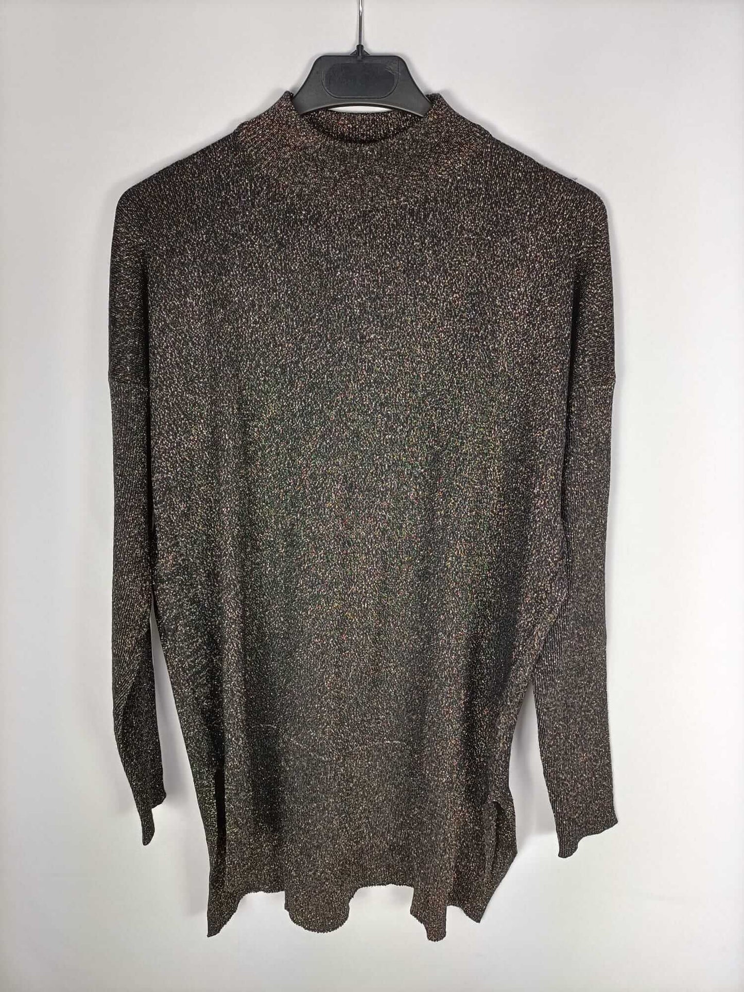 PRIMARK.Jersey threads shine T.40