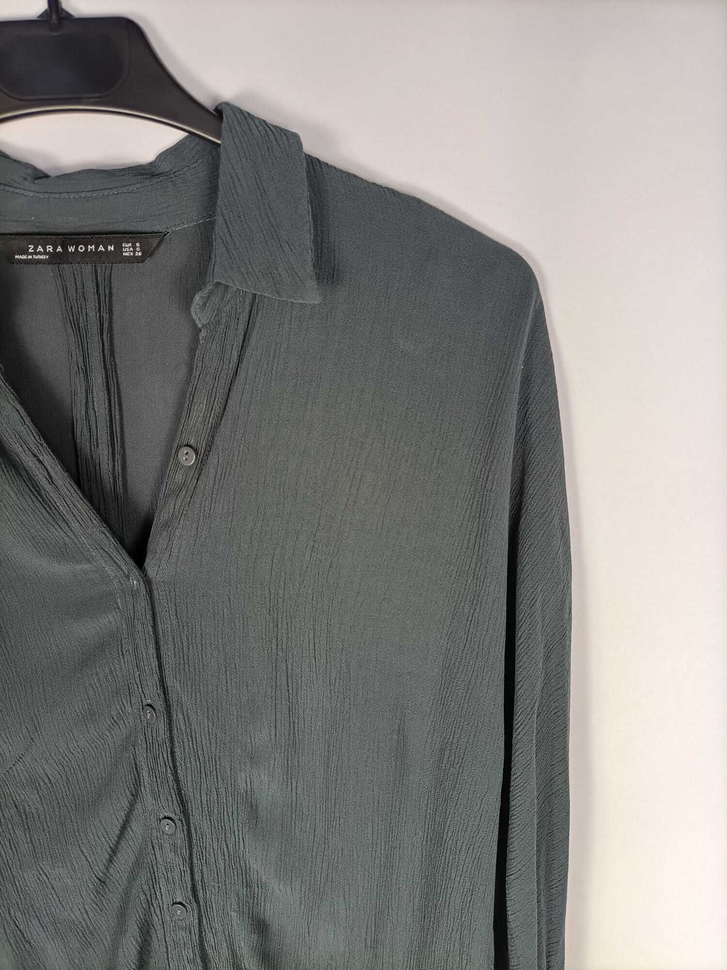 ZARA.Blusa gris azulada T.s