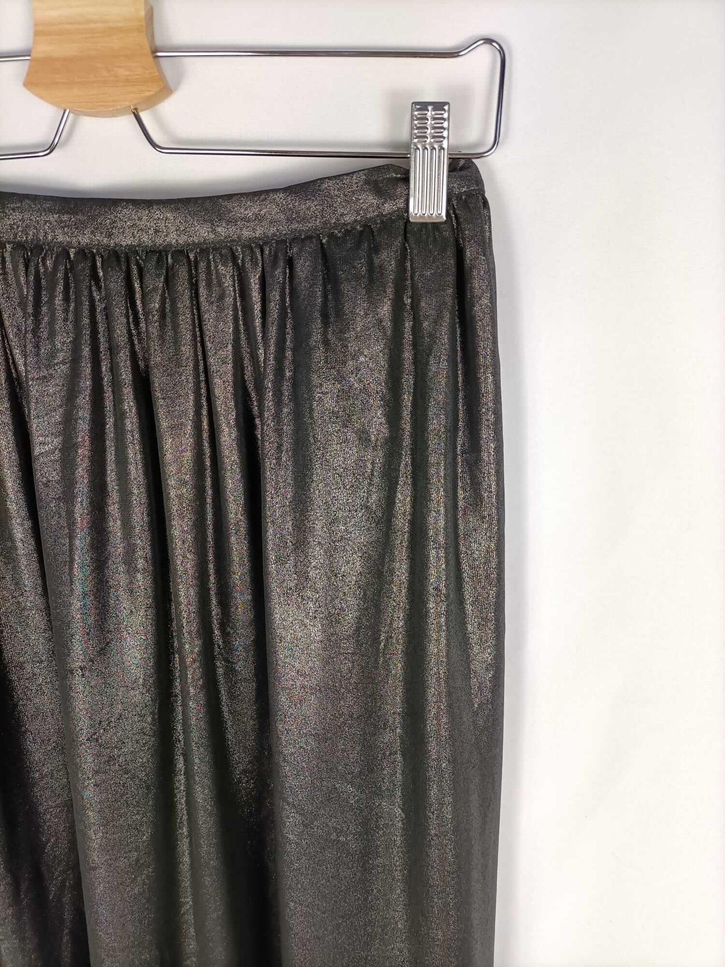 ZARA.Falda midi plateada vuelto T.s