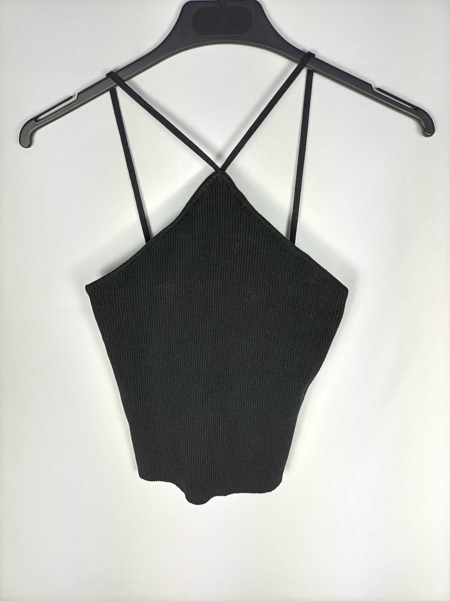 ZARA. Black ribbed halter neck crop top with straps Ts