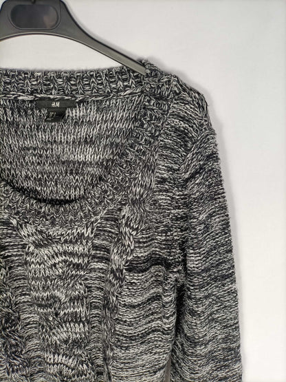 H&amp;M. Oversized jersey with eights