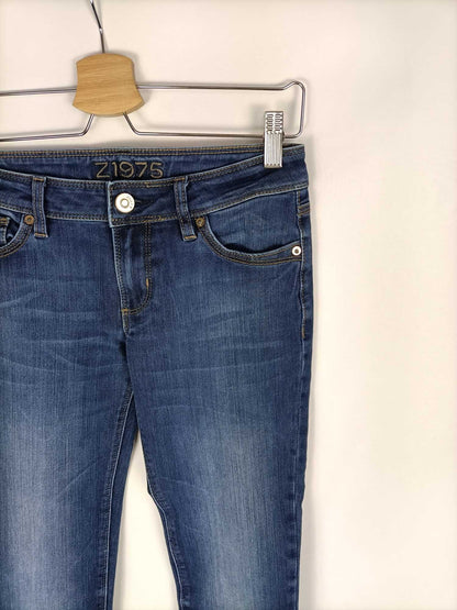 ZARA.Vaqueros pitillos oscuros básicos T.34