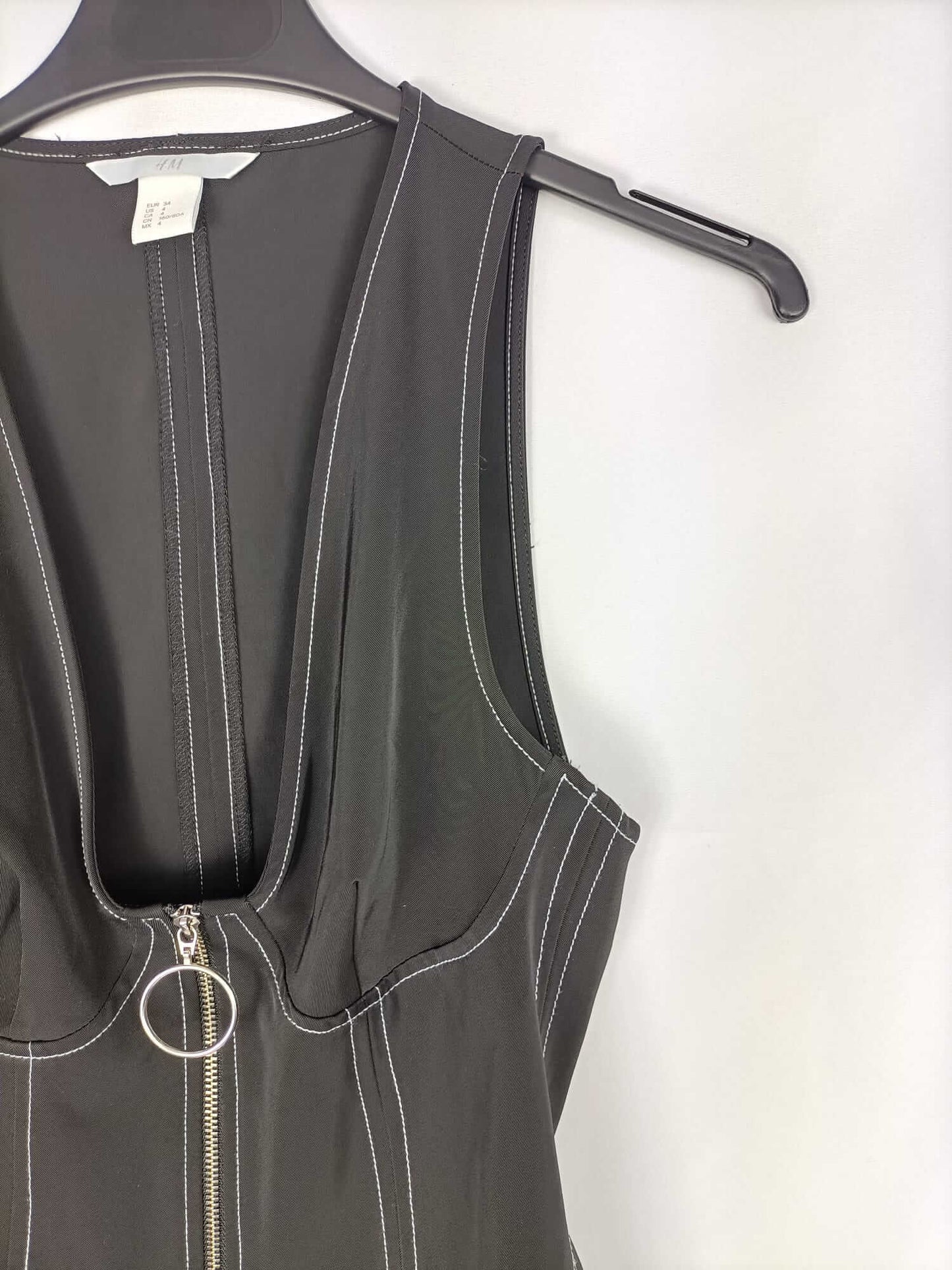 H&amp;M.Top seams zipper T.34