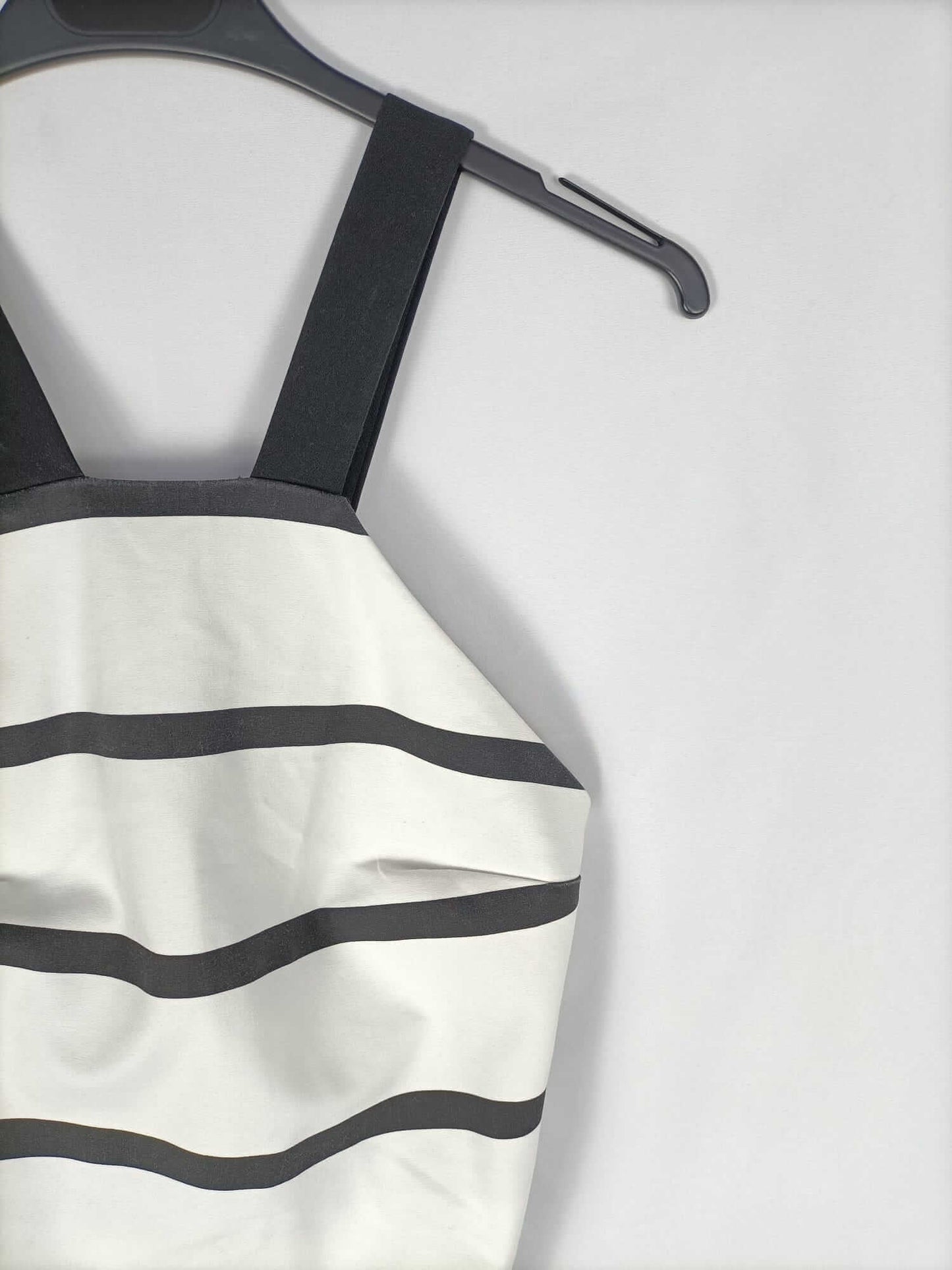 ZARA.Mono corto rayas T.xs