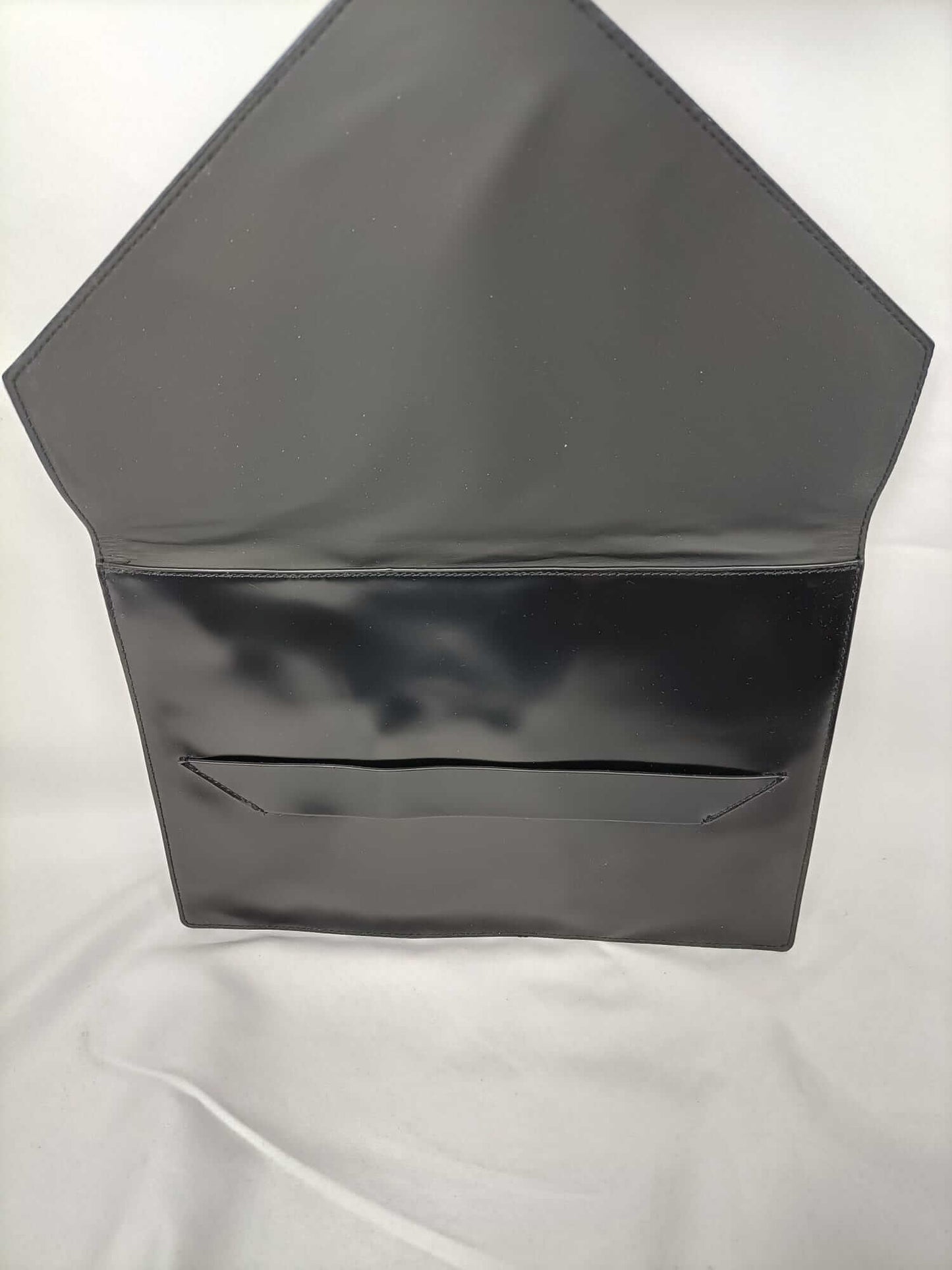 GIVENCHY.Cartera de mano negra