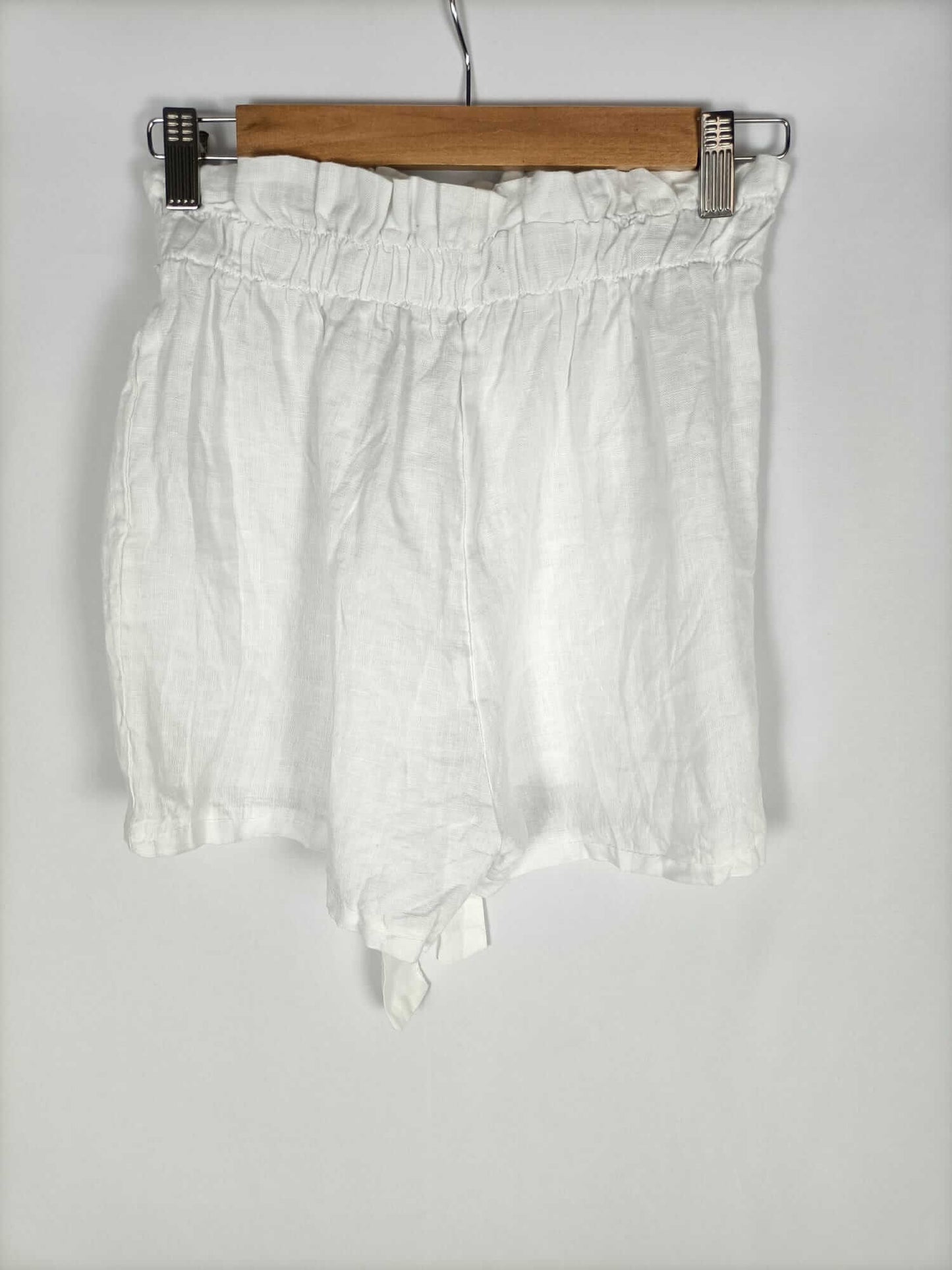 OTRAS. Shorts blanco lino T.s