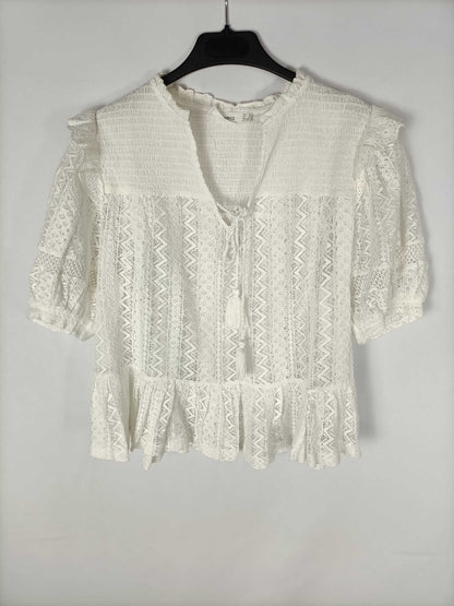 MANGO. Top beige encaje T.m