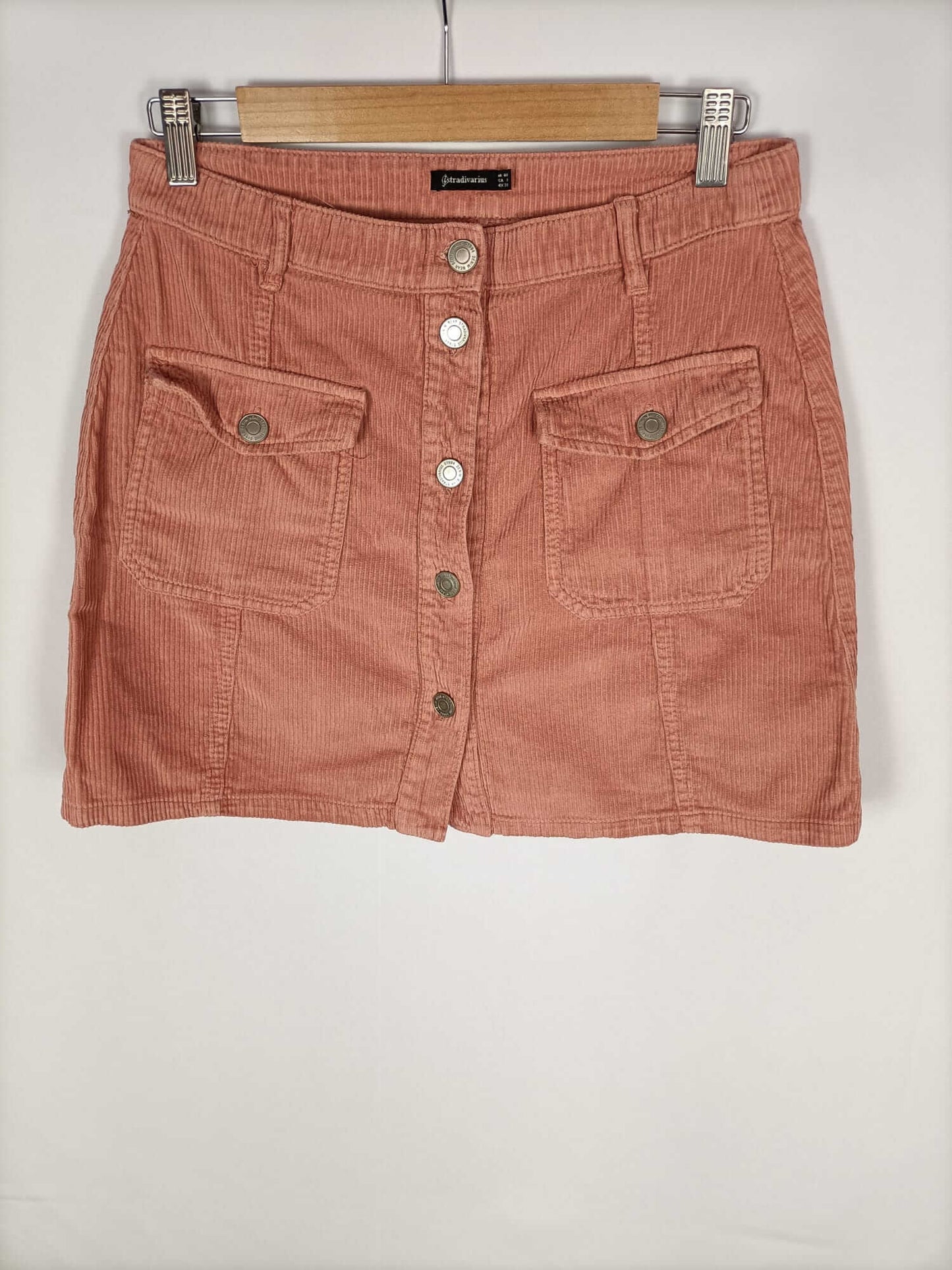 STRADIVARIUS. Falda pana coral T.40