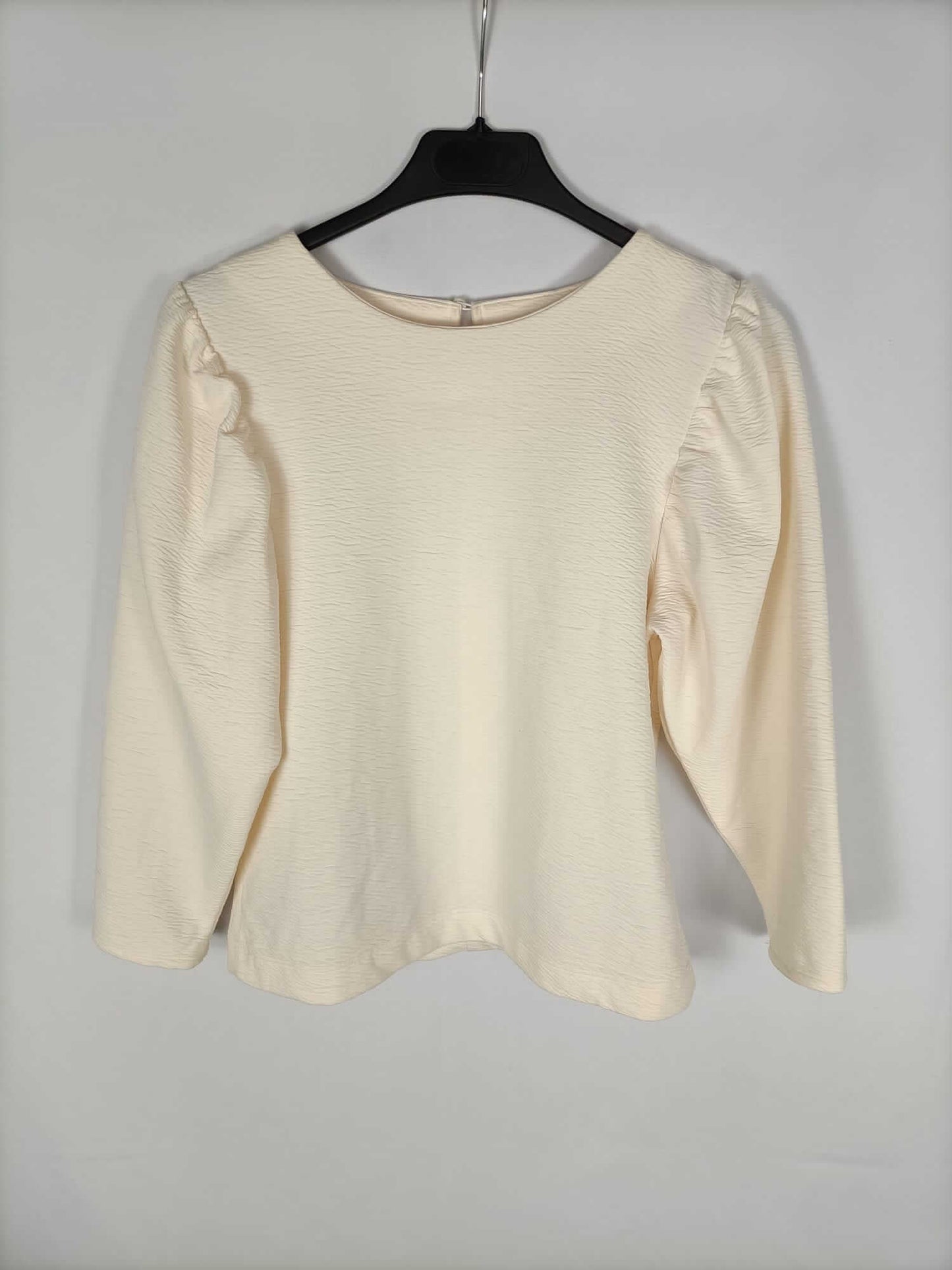 SFERA.Blusa textura mangas abullonadas T.s