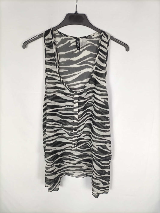 H&amp;M.Semi-transparent zebra top S.38