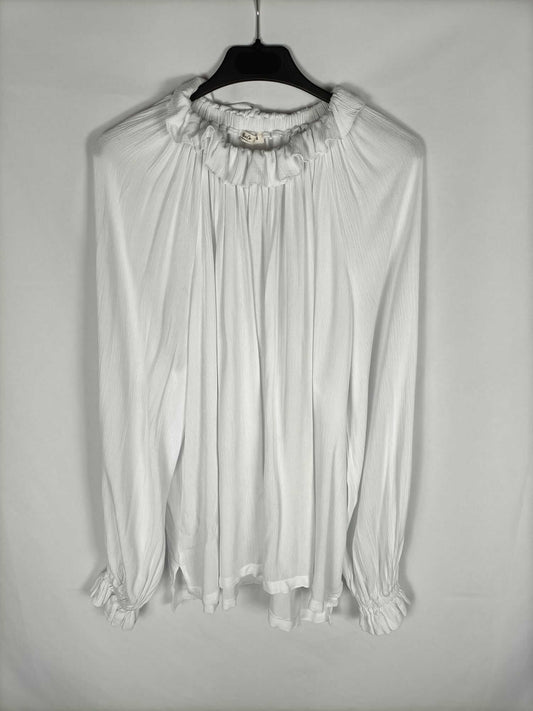 MI&CO.Blusa oversized cuello fruncido T.s