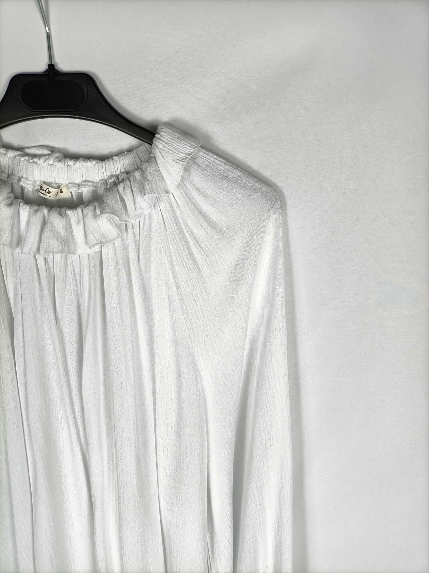 MI&CO.Blusa oversized cuello fruncido T.s