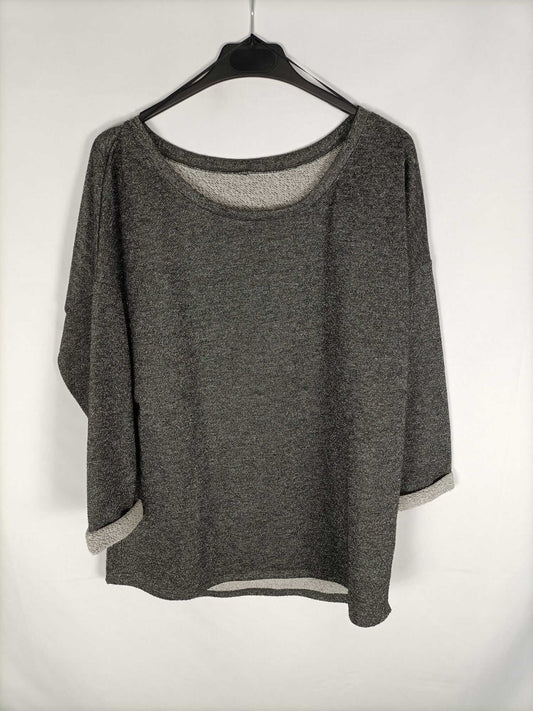 H&amp;M. Grey sweater with silver threads TU (oversized)