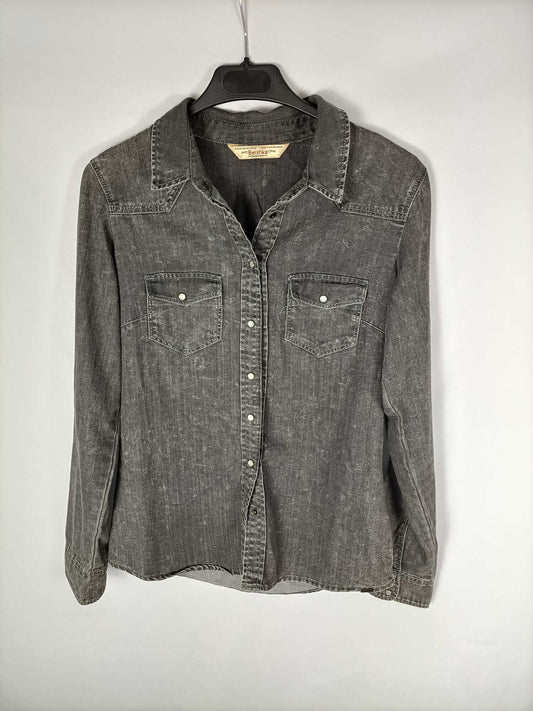 BERSHKA. Camisa gris denim T.xs