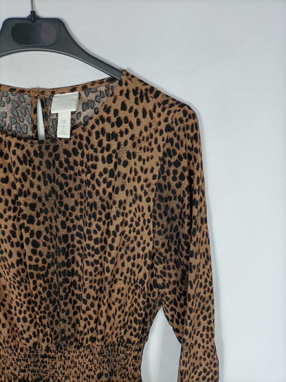 H&M. Vestido corto animal print T.34